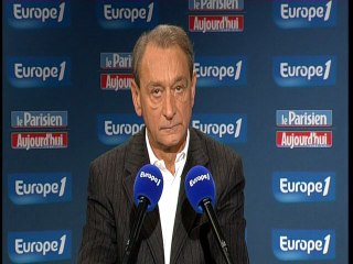 Procès Chirac : Delanoë évoque un retrait de plainte