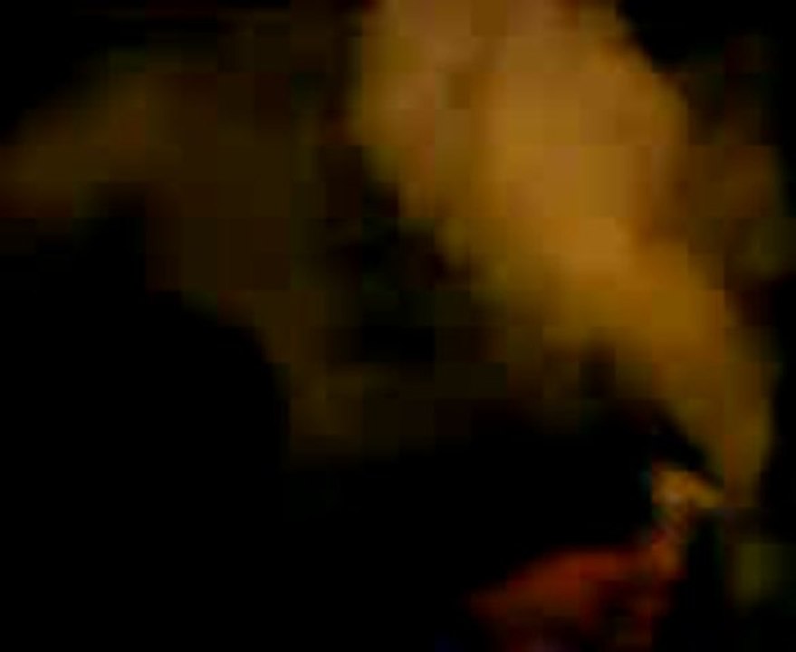 FUMIGENES LA NUIT ( KI DECONNE PLUS OU MOIN ) :D