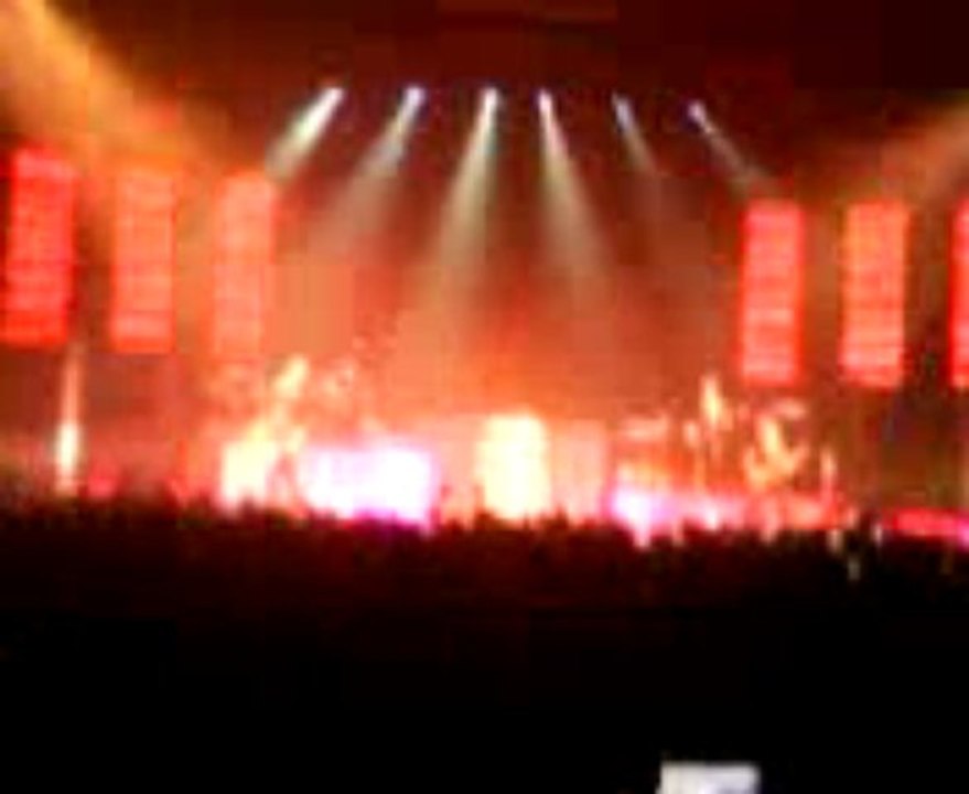 Superbus Rouen :: Fin Gogo Dance Show