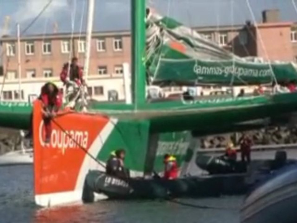 Trophée Jules Verne - Départ de Groupama 3
