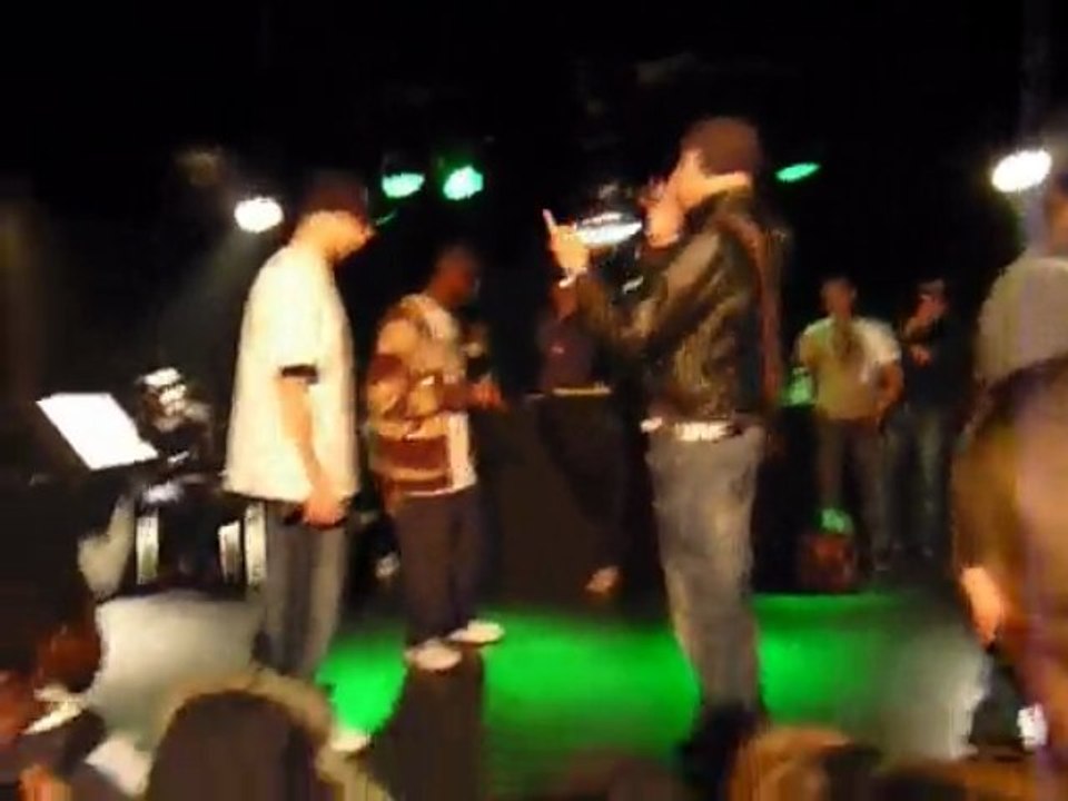 battle double st denis RES et FLEYO