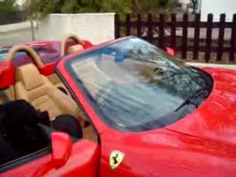 FERRARI  F430 attention les oreilles