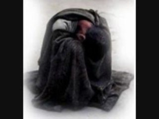 Kahraman Tazeoğlu - Yalnızlık Yorar İnsanı