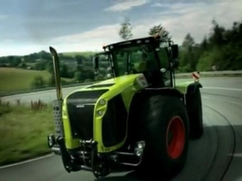 Nouveau Claas Xerion 5000/4500 Vidéo originale.