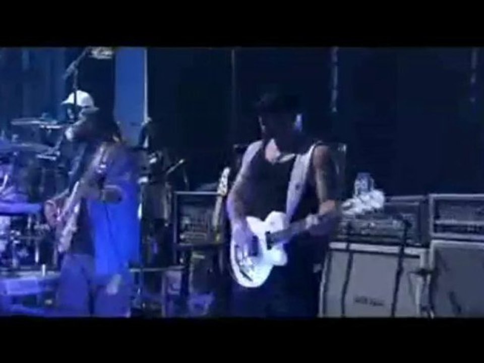 Anastacia - Left Outside Alone