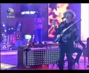 Yeni Türkü - Destina (www.turkcerock.net)