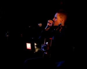 Alone and me _ Chattes Hurlantes