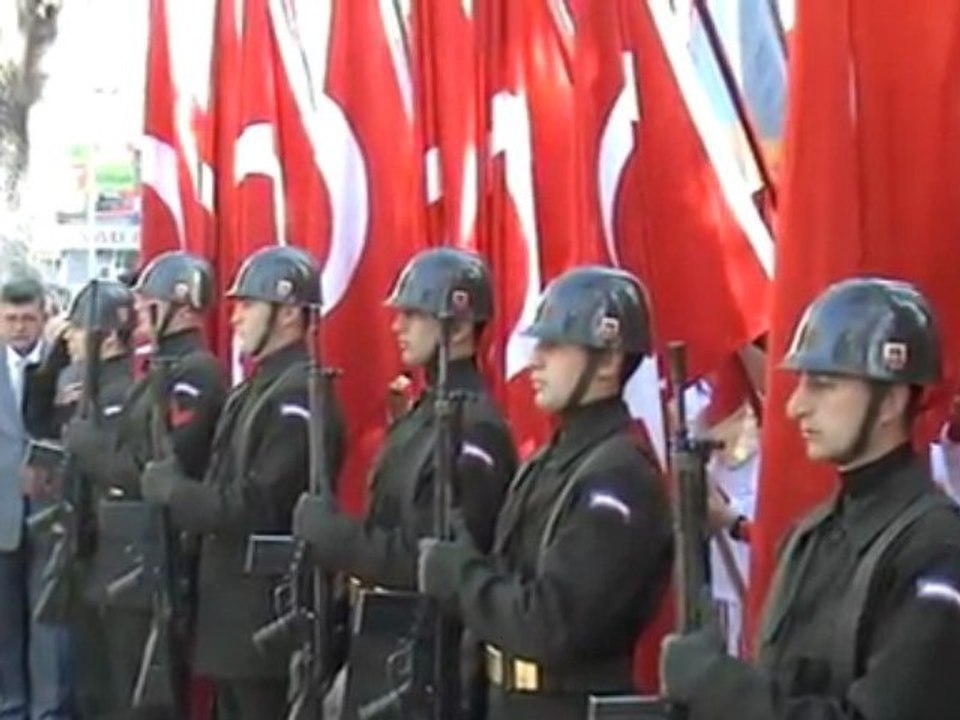 09.05'te Hayat Durdu