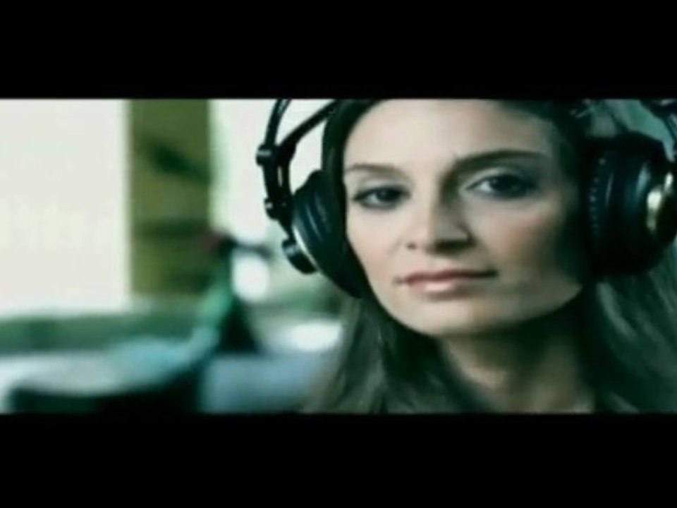 Ilker Uncuoğlu  Bir Ben( Yeni Klip 2009 )