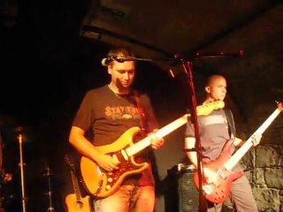 Looming - Sorted Out (live Versoix 16/10/09)