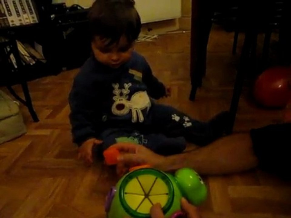 Boubou et sa FAMEUSE tortue vibrante...