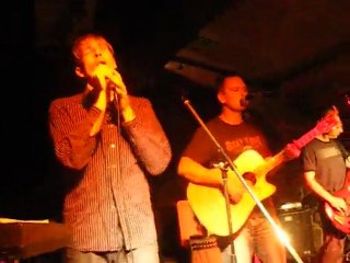 Looming - Not An Addict (K's Choice cover) (acoustic) (live)