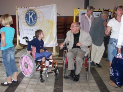 Collecte de bouchons à Tourcoing au profit des petits boucho