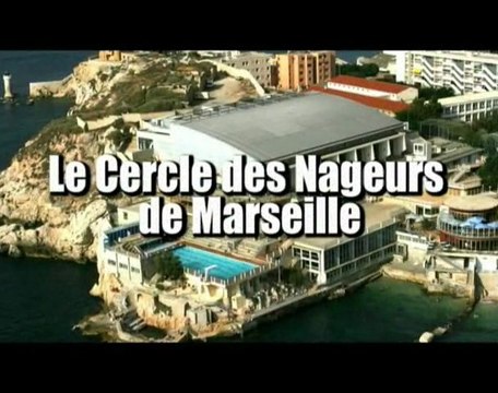 Le Cercle des Nageurs de Marseille reçoit un prix du Maire