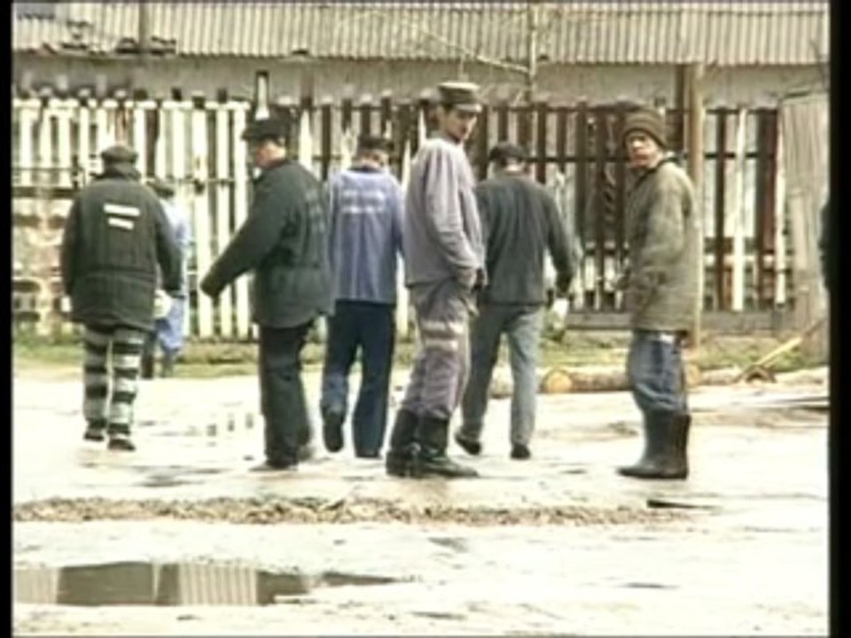 Наркоторговля из зоны