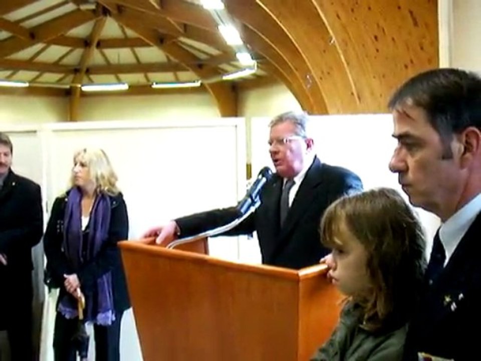 Discours du maire de St Pierre du Mont le 11 novembre 2009