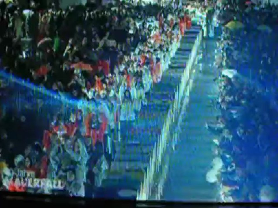 LE MUR EST TOMBER EN DOMINOS !