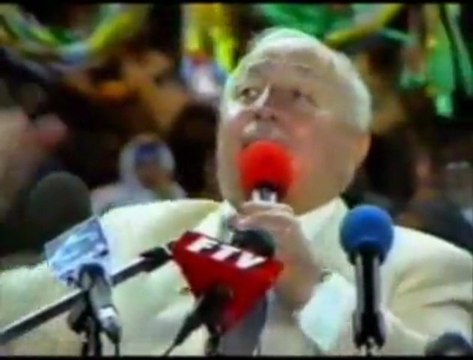 Gazete Kupürleriyle Prof. Dr. Necmettin Erbakan