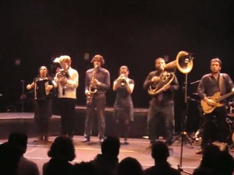 LES BLEROTS DE RAVEL : Les Poules