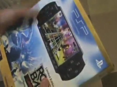 Get A Lockerz Invite to get free prizes