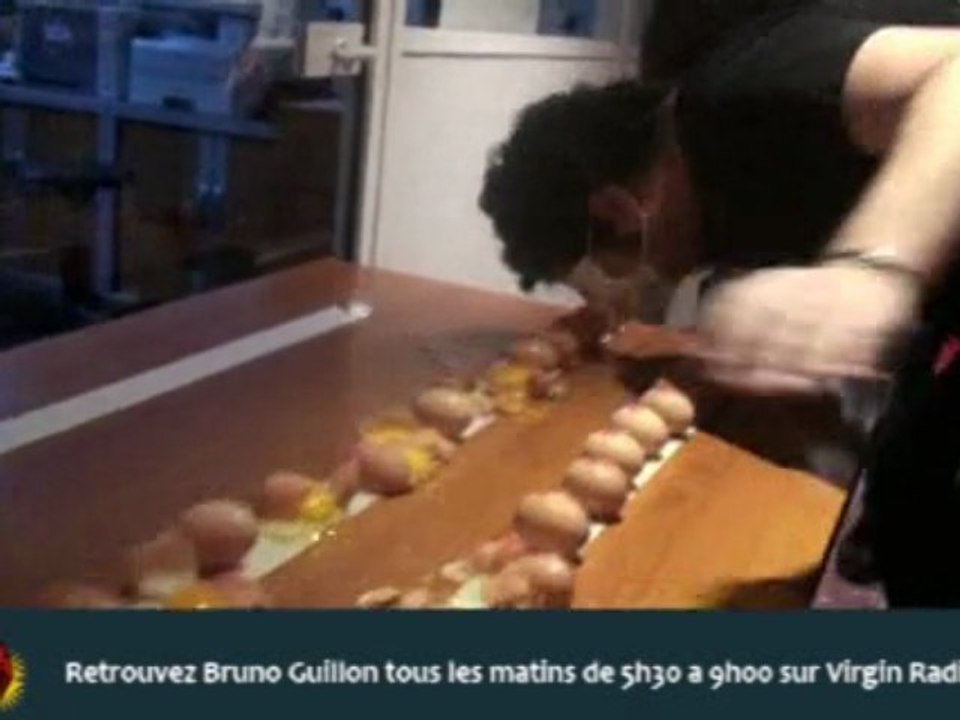 Record du monde du plus grands nombres D'oeufs écrasés