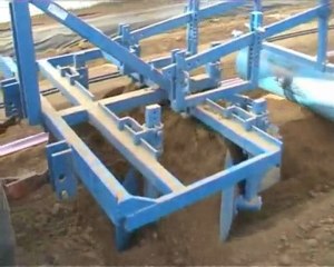 Butteuse pour plants de fraises, asperges, ...