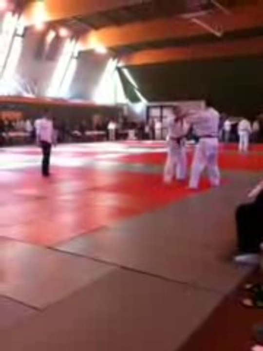 EMBRUN   CIRCUIT CEINTURES DE COULEUR