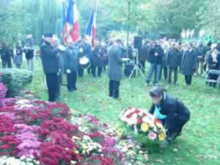 Dépôt de gerbe - 11 novembre 2009 - Clichy