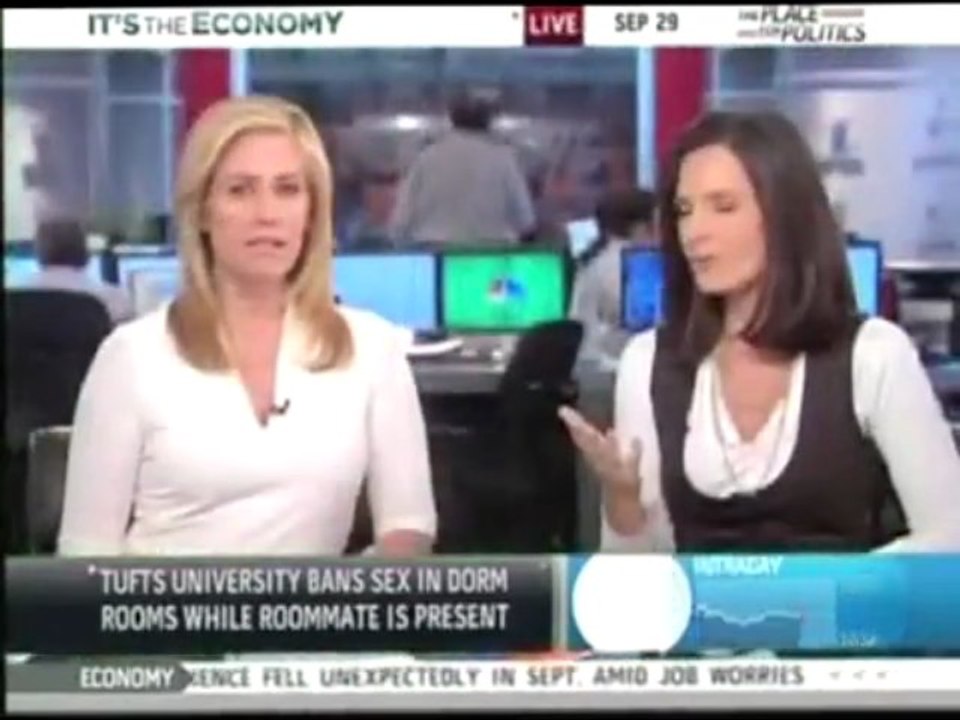 Contessa Brewer Makes Melissa Francis Blush! - MSNBC - 2009