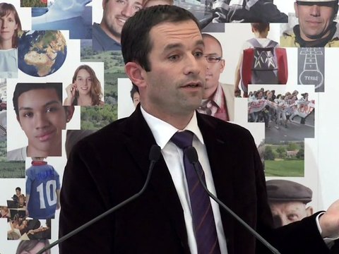 réaction : mise en cause de Marie NDiaye par Eric Raoult