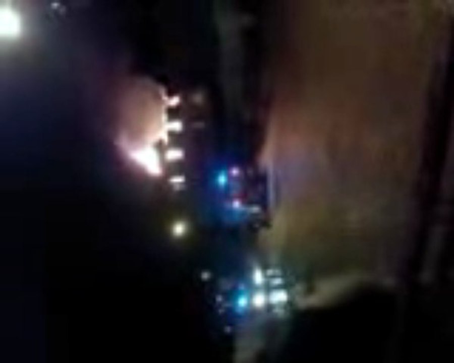 notre dame tout feu tout flamme