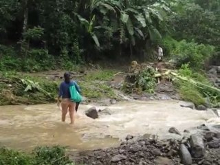 Daño de calles camino al Roble y la Joya San Pedro Nonualco