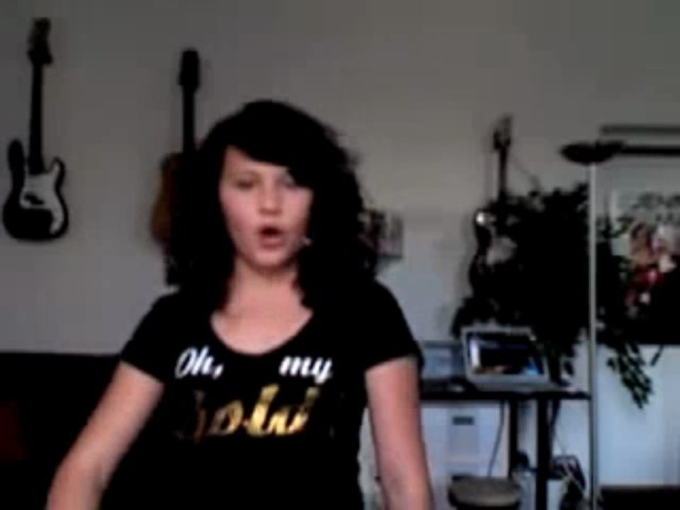 Vanessa Scheffenacker singt "Mercy"