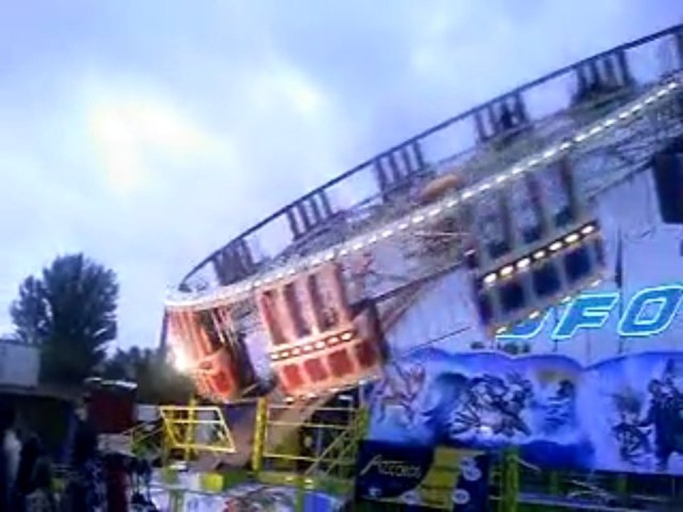 Luna Park 2009 Angoulême - UFO Speed