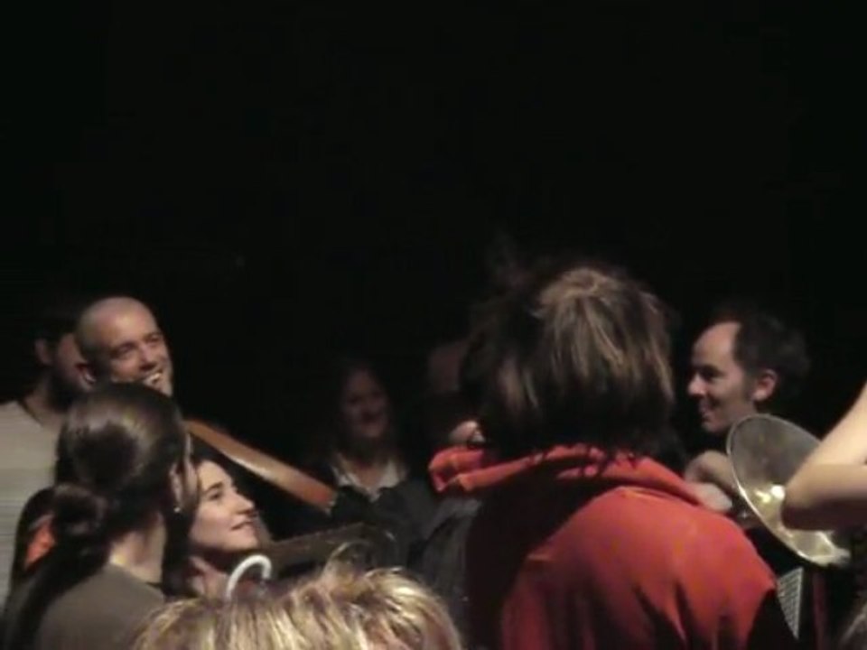 Les Blérots de R.A.V.E.L. : Dans les Gares