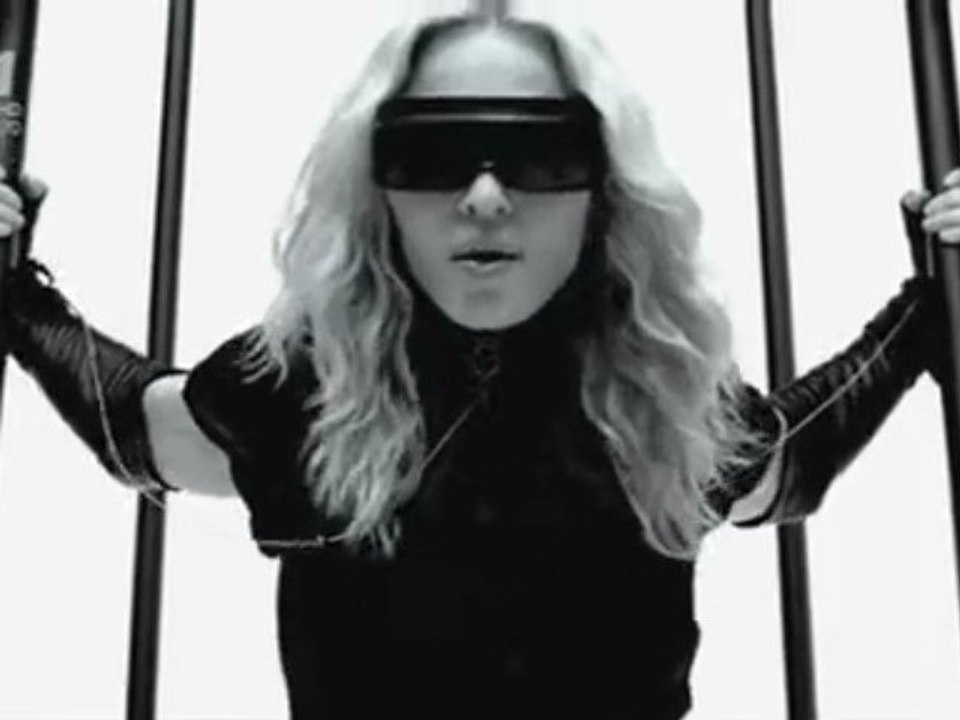 Madonna  Sticky and  Sweet Tour Buenos Aires Get Stupid