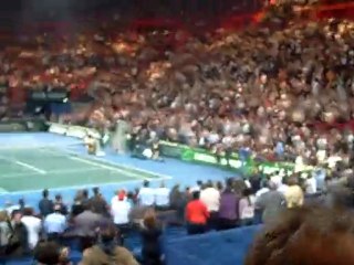 exploit du français benneteau qui bat federer!