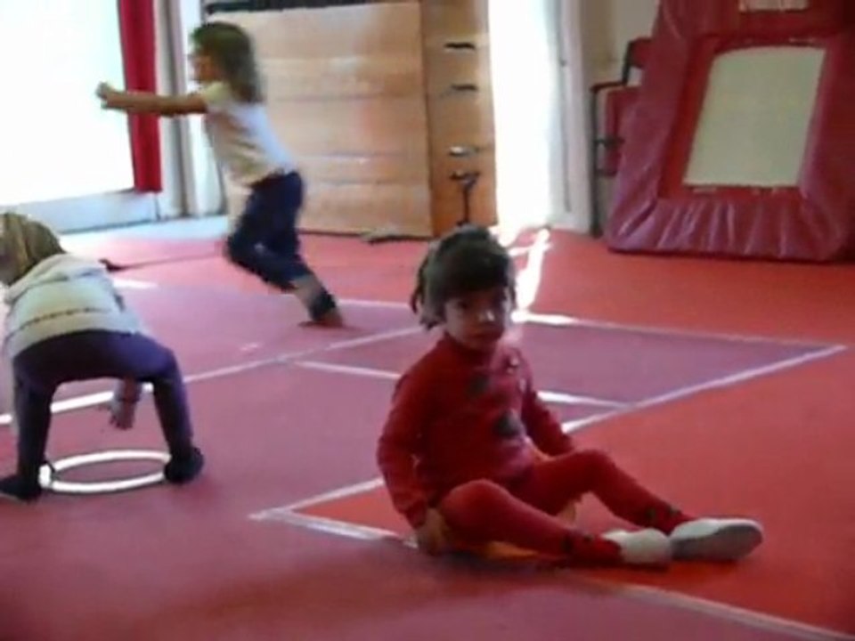 P1090310 ecole du cirque