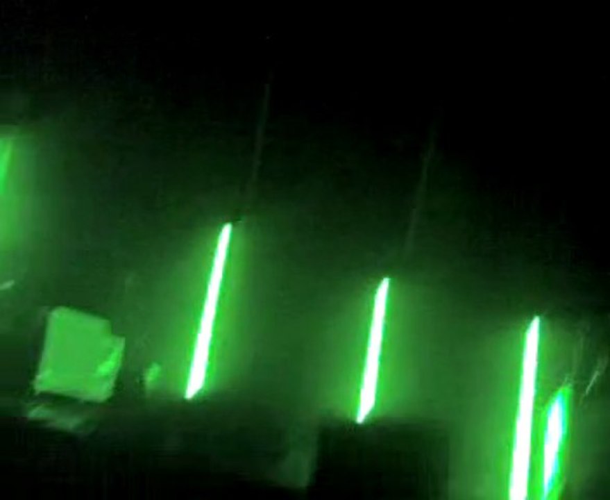 11/11/09 - Superbus Amnéville - Acclamations pour le rappel