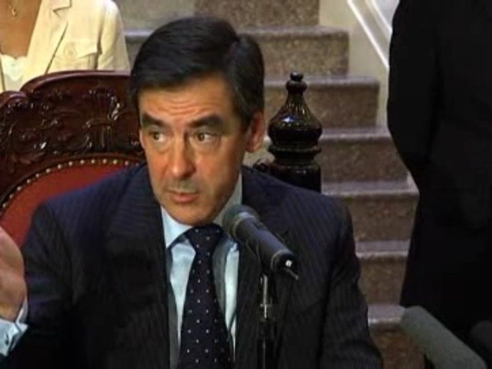 Fillon agit pour la croissance