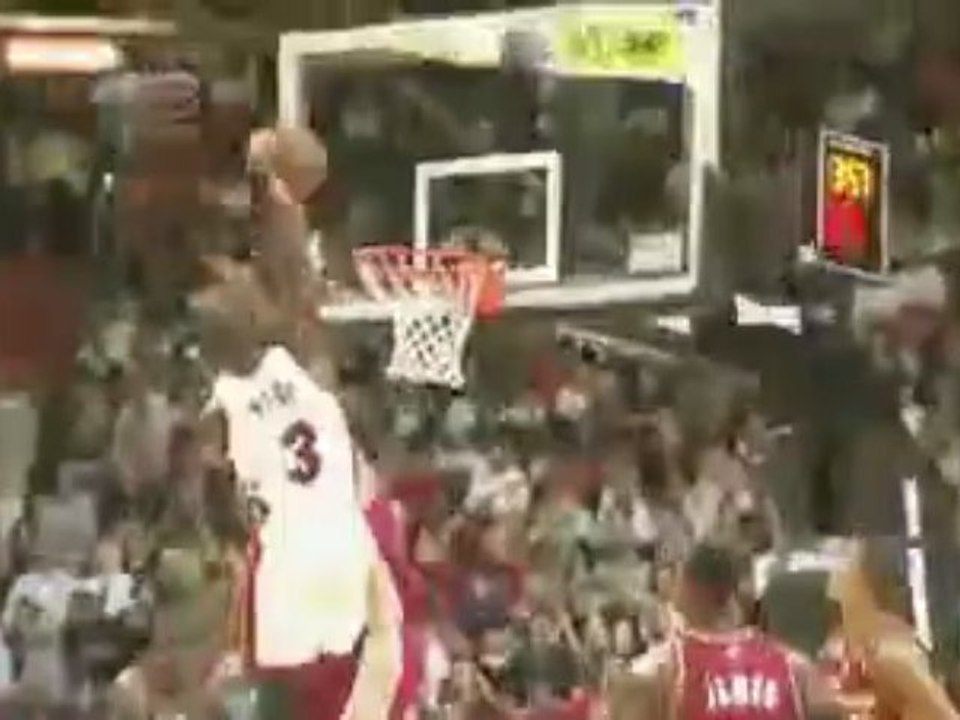 Dwyane Wade Dunks on Varejao [DUNK OF THE YEAR]