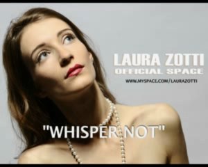 Laura Zotti canta Whisper Not