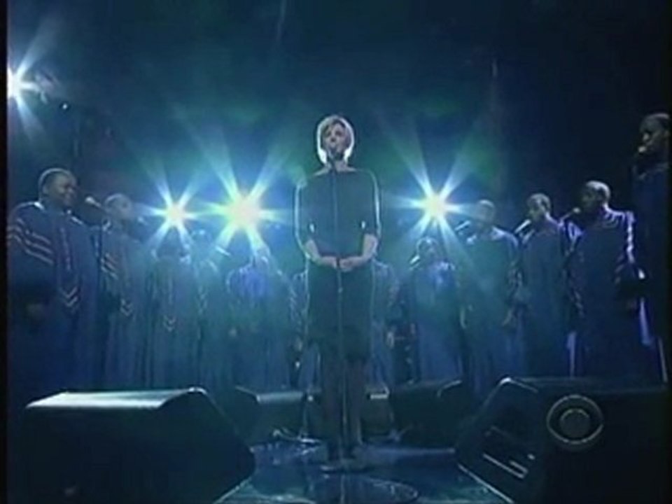 FAITH HILL- Little Drummer Boy