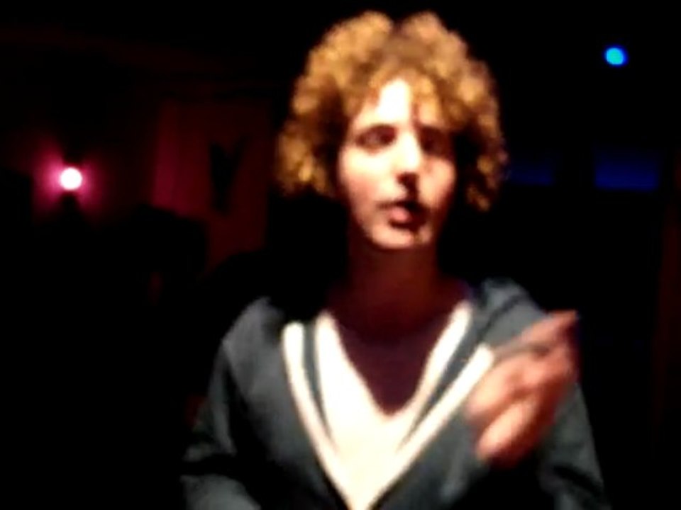 ELIE GUILLOU dans les coulisses du BRIDGE Café Concert