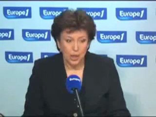 vaccin h1n1-bachelot vs girard