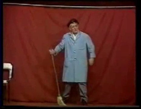 Nejat Uygur Hastane Mi Kestane Mi