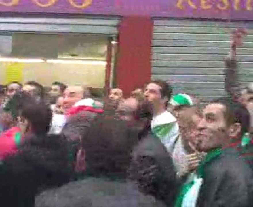 Barbes Egypte-Algerie Marlboro 3 euros