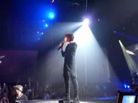 Indochine live Limoges 07.11.09 JDALL piano voix