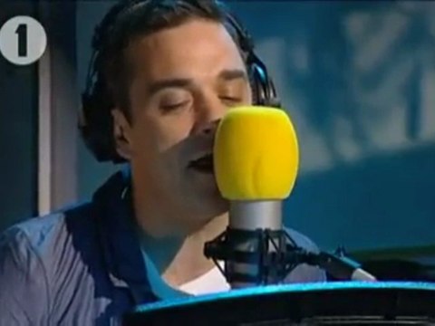 Robbie Williams - Bodies - BBC Radio 1 Live Lounge