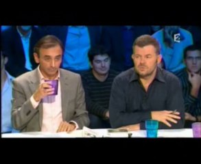 Elisabeth Levy & Robert Menard vs les deux Eric 14.11.09 2/2